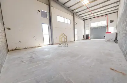 مستودع - استوديو - 1 حمام للايجار في الحد - المحرق