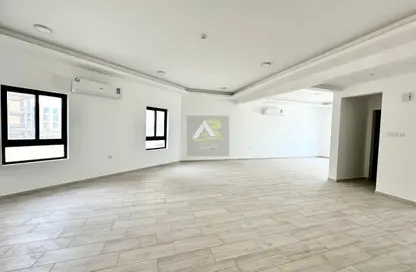 Office Space - Studio - 1 Bathroom for rent in Seef - Capital Governorate