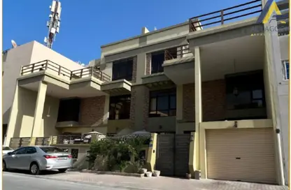 Villa - 5 Bedrooms - 7+ Bathrooms for sale in Galali - Muharraq Governorate