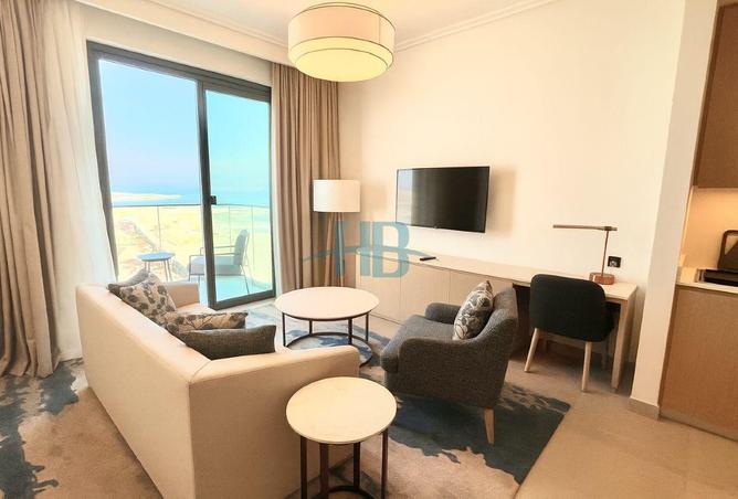 987355 - Property Image 3