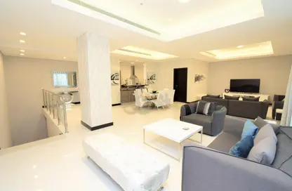 Living / Dining Room image for: Duplex - 3 Bedrooms - 4 Bathrooms for rent in Reef Island - Capital Governorate, Image 1
