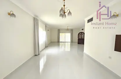 Villa - 4 Bedrooms - 4 Bathrooms for rent in Saar - Northern Governorate