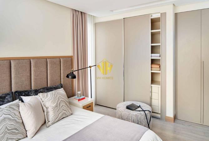 988669 - Property Image 2