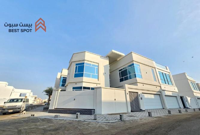 981638 - Property Image 2