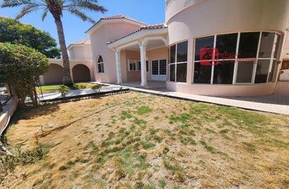Villa - 4 Bedrooms - 4 Bathrooms for rent in Isa Town - Central Governorate