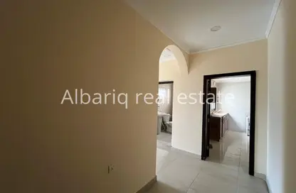 شقة - 3 غرف نوم - 2 حمامات للايجار في توبلي - المحافظة الوسطى