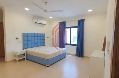 Apartment - 2 Bedrooms - 2 Bathrooms for rent in Janabiya - Northern Governorate