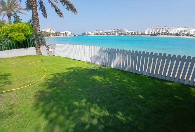 962807 - Property Image 2