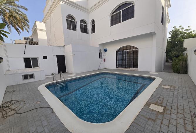 988540 - Property Main Image