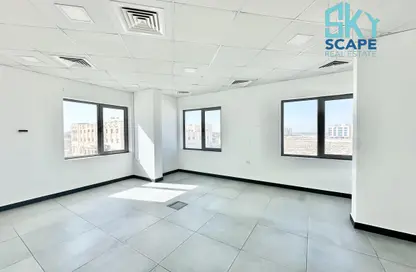 مكتب - استوديو - 1 حمام للايجار في السيف - محافظة العاصمة