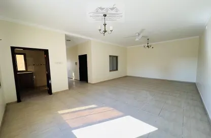 Empty Room image for: Apartment - 2 Bedrooms - 1 Bathroom for rent in Busaiteen - Muharraq Governorate, Image 1