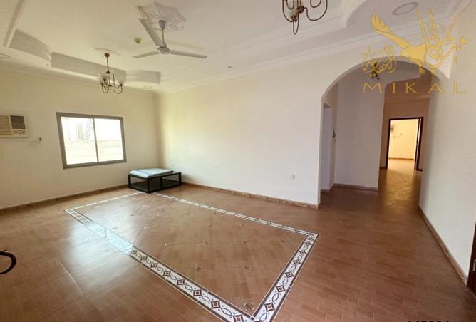 962727 - Property Main Image