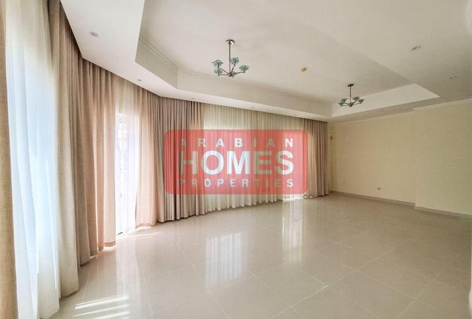 955216 - Property Image 3
