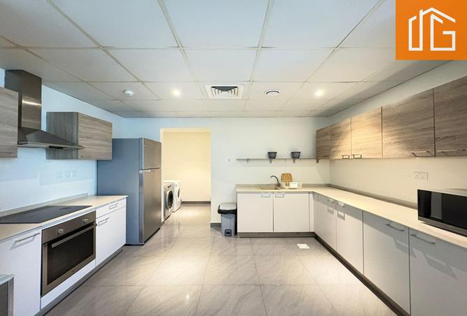 968090 - Property Image 2