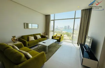 Apartment - 2 Bedrooms - 3 Bathrooms for rent in Reef Island - Capital Governorate