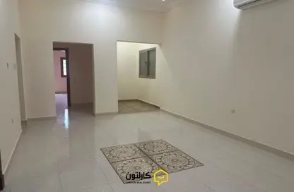Apartment - 2 Bedrooms - 2 Bathrooms for rent in Bani Jamra - Northern Governorate