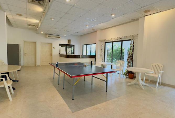 981122 - Property Image 2