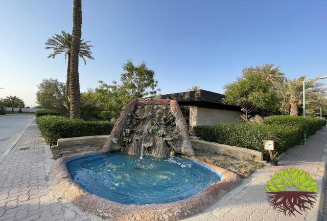 987970 - Property Image 2