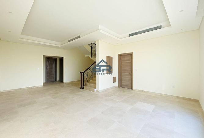 960407 - Property Image 3