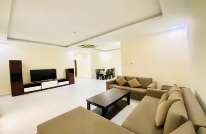 Apartment - 3 Bedrooms - 2 Bathrooms for rent in Um Al Hasam - Manama - Capital Governorate Apartment - 3 Bedrooms - 2 Bathrooms for rent in Um Al Hasam - Manama - Capital Governorate