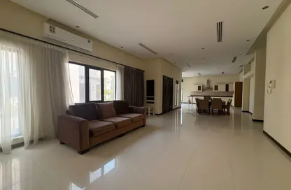 Compound - 3 Bedrooms - 3 Bathrooms for rent in Saar - Northern Governorate