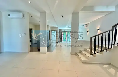 Villa - 4 Bedrooms - 5 Bathrooms for rent in Diyar Al Muharraq - Muharraq Governorate