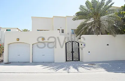 Apartment - 4 Bedrooms - 5 Bathrooms for rent in Mahooz - Manama - Capital Governorate