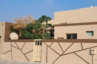 فيلا - 4 غرف نوم - 4 حمامات للبيع في مدينة عيسى - المحافظة الوسطى