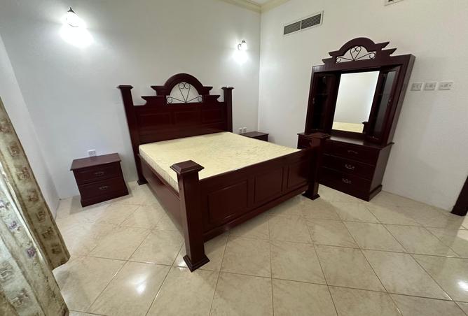 962794 - Property Image 2