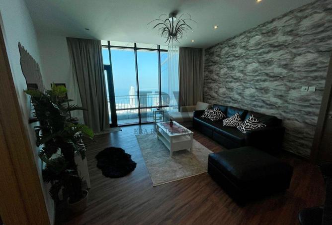 978962 - Property Image 2