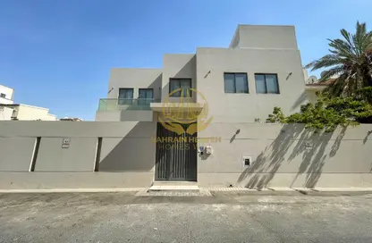 شقة - 4 غرف نوم - 5 حمامات للايجار في السقية - المنامة - محافظة العاصمة