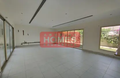 مجمع سكني - 4 غرف نوم - 5 حمامات للايجار في سار - المحافظة الشمالية
