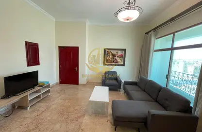 Apartment - 2 Bedrooms - 2 Bathrooms for rent in Mahooz - Manama - Capital Governorate