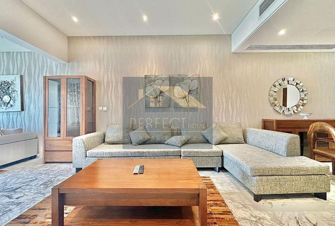 979066 - Property Image 2