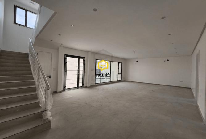 885926 - Property Image 2