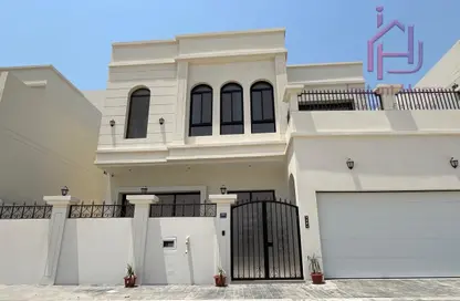 فيلا - 5 غرف نوم - 6 حمامات للبيع في سار - المحافظة الشمالية