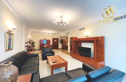 Apartment - 2 Bedrooms - 2 Bathrooms for rent in Al Juffair - Capital Governorate