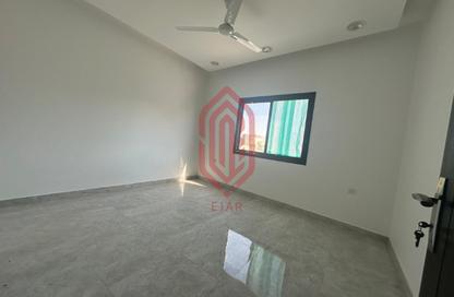 Apartment - 2 Bedrooms - 2 Bathrooms for rent in Tubli - Central Governorate