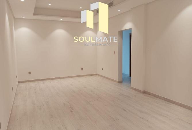944859 - Property Image 3