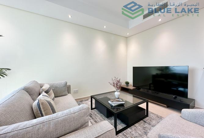 963122 - Property Image 2