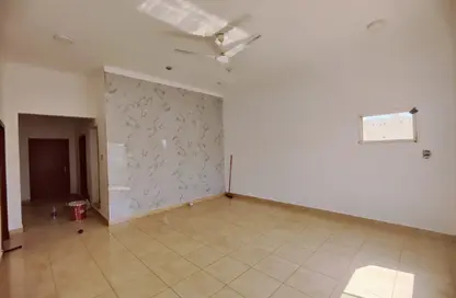 Apartment - 2 Bedrooms - 2 Bathrooms for rent in Muharraq - Muharraq Governorate