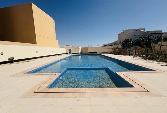 958046 - Property Image 2