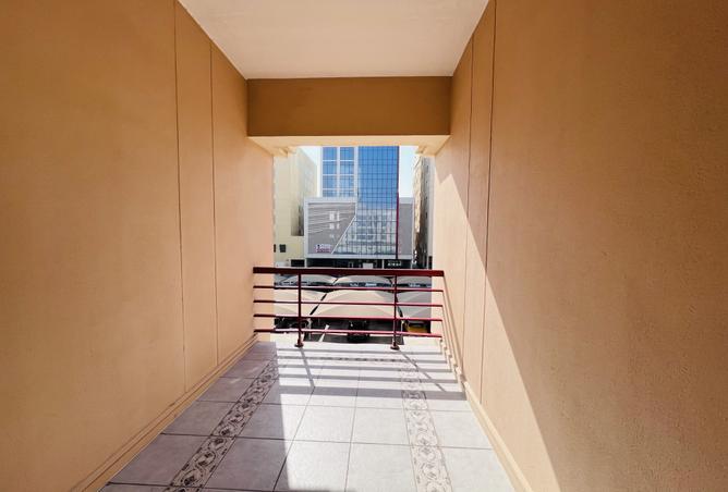 976640 - Property Image 2