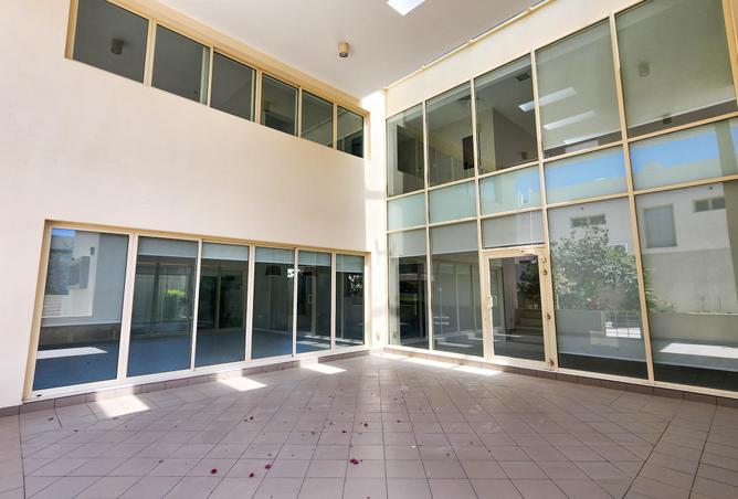 966614 - Property Image 3