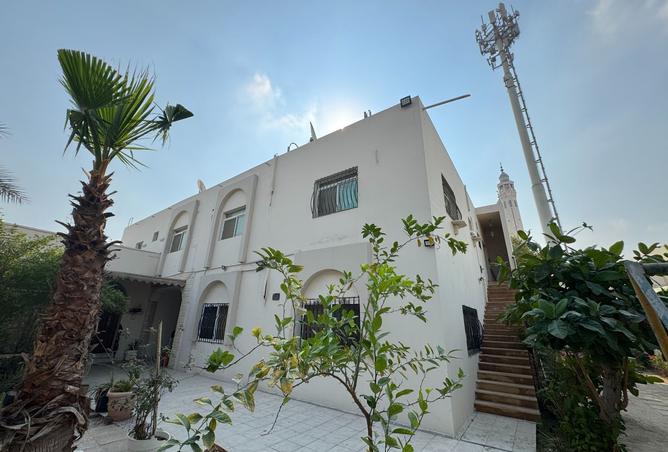 970982 - Property Image 2