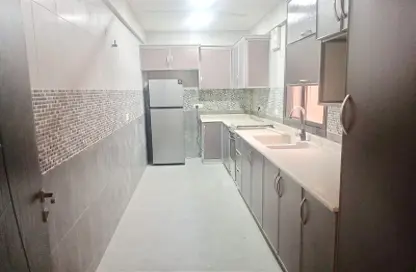 شقة - 2 غرف نوم - 2 حمامات للايجار في توبلي - المحافظة الوسطى