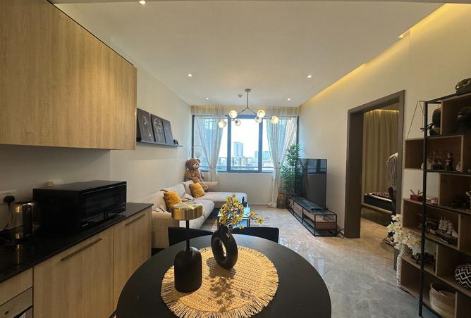 960410 - Property Image 2