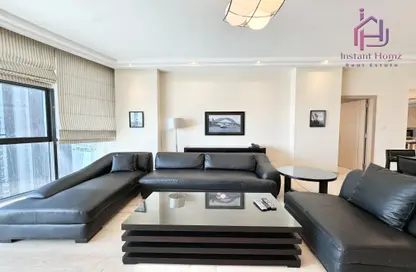 Apartment - 2 Bedrooms - 3 Bathrooms for rent in Al Juffair - Capital Governorate