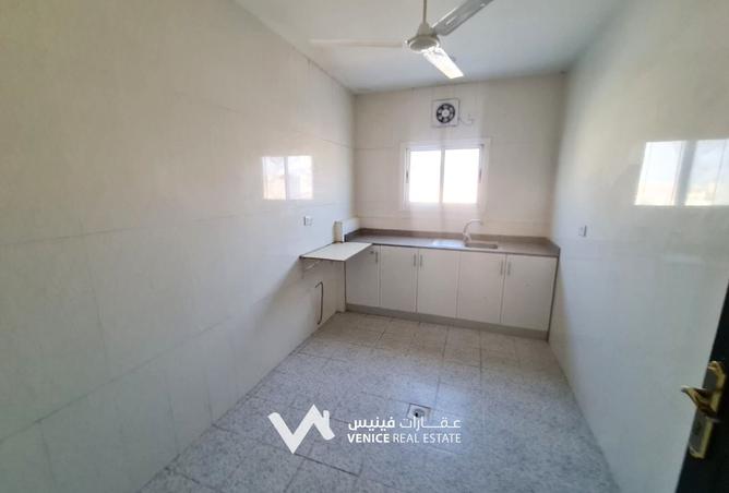 966976 - Property Image 2