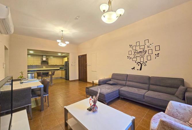 974885 - Property Image 3